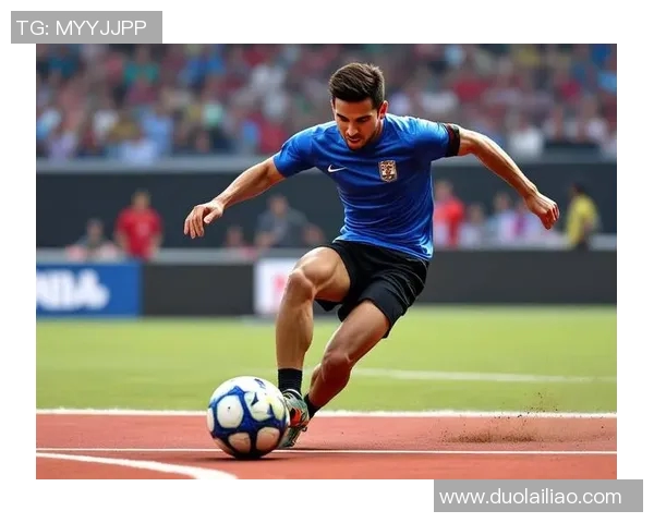 足球球星与篮球迷的跨界魅力探索与球场之外的热爱世界